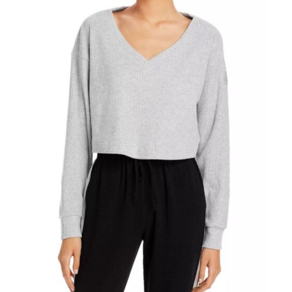 ALO Muse Ribbed V-Neck Sweater (Small) - Picture 4 of 6